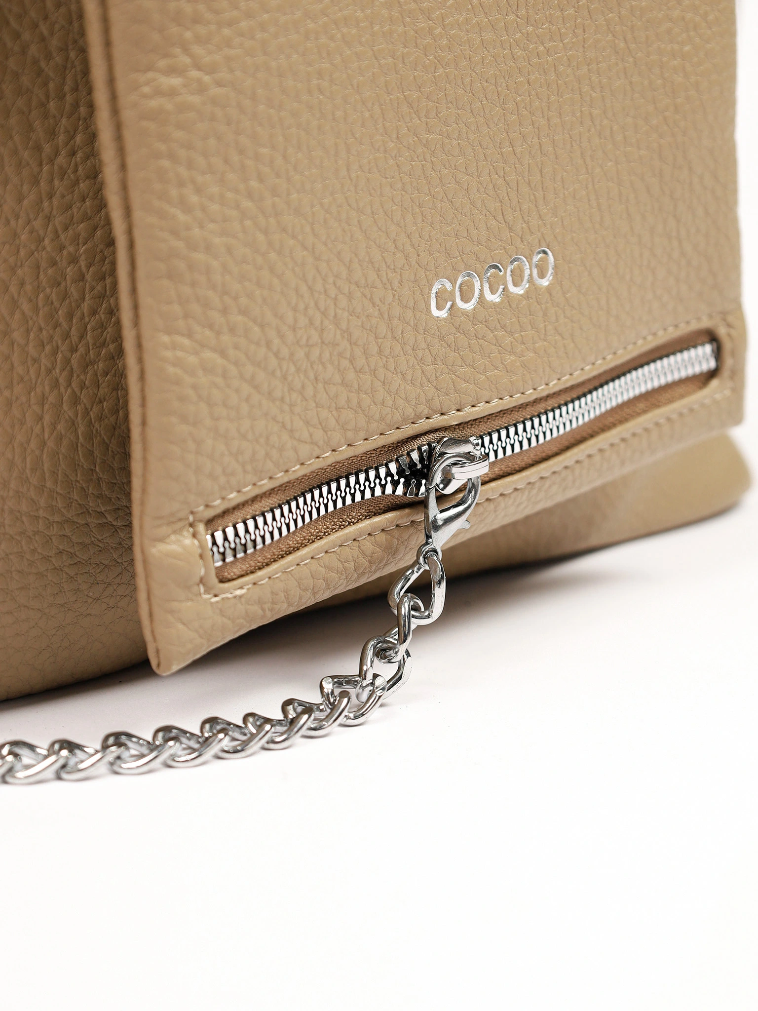 Сумка-шоппер  с регулируемыми ручками, откидным карманом и цепочкой в ассортименте